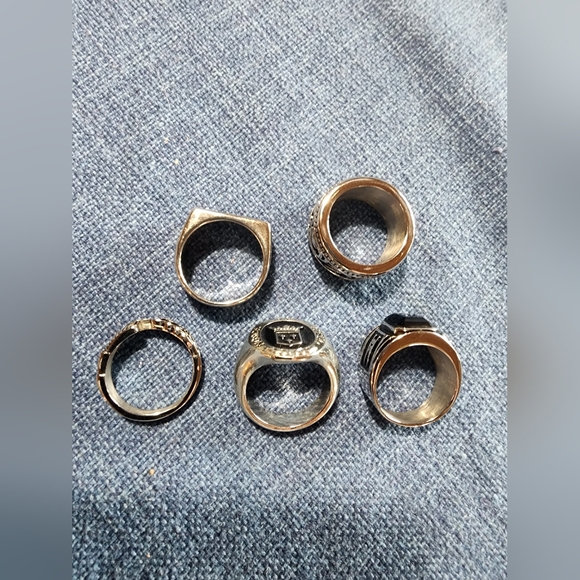 Lot of 9 Men's Stainless Steel Rings & Lot Of 2 Mens Bracelets By Jstyle - Picture 8 of 11